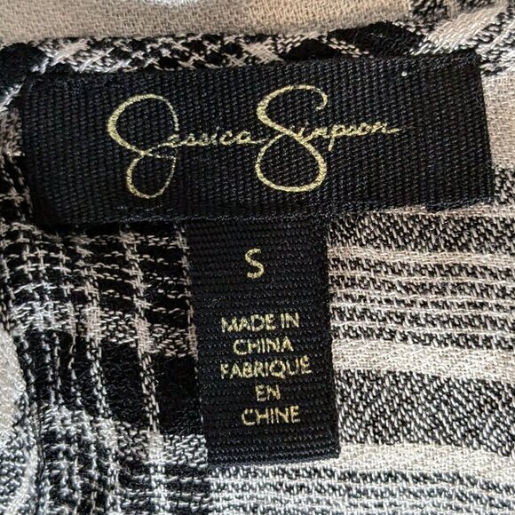JESSICA SIMPSON Black & White Plaid Long Sleeve Pullover Peasant Top; Size S - Picture 5 of 7
